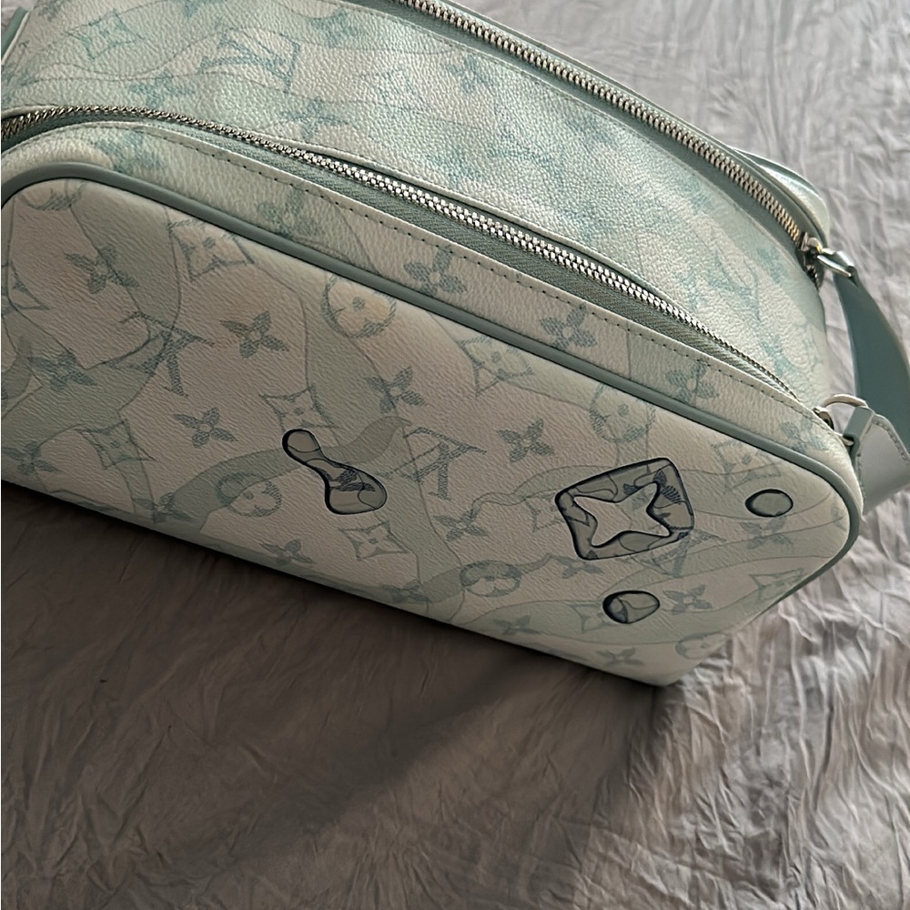 LV Makeup / accessorie bag .